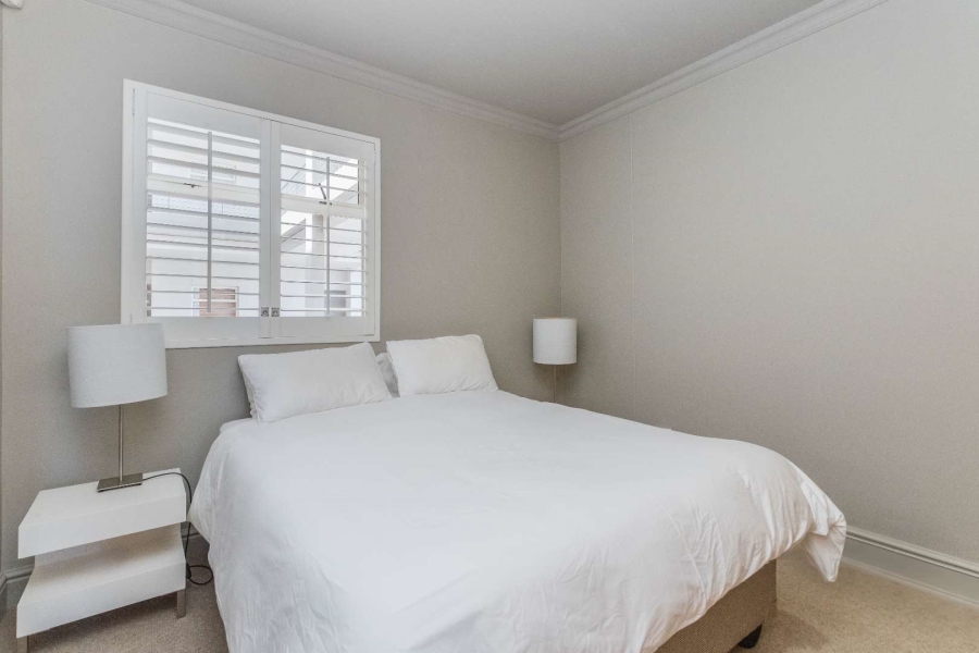 To Let 2 Bedroom Property for Rent in Mouille Point Western Cape